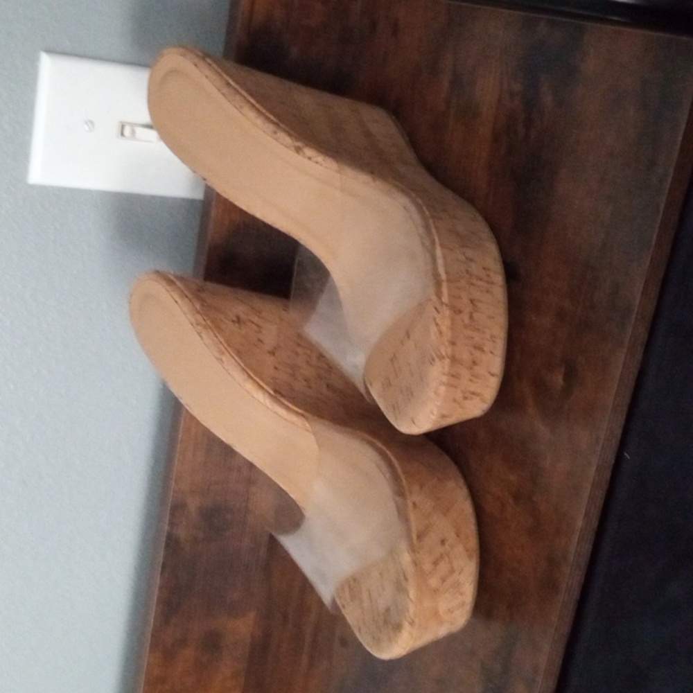 Bamboo wedge shoes size 10